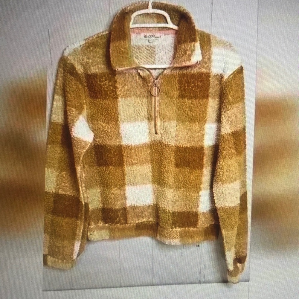 Wallflower Plaid Fleece Pullover